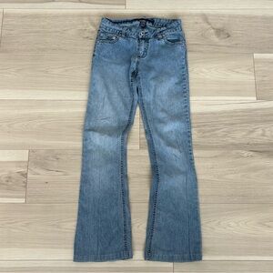 one tuff babe low rise light wash jeans